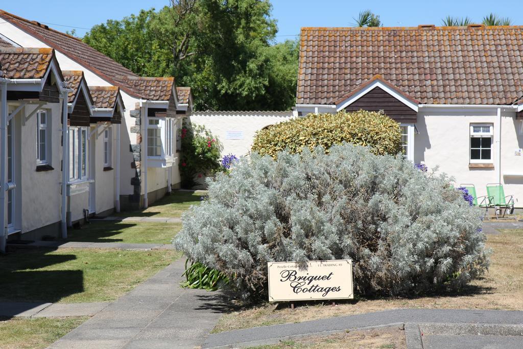 Briquet Cottages, Guernsey,Channel Islands Saint Saviour Extérieur photo